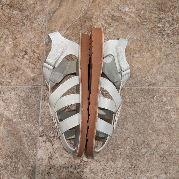 Carter's Sandals - Picture 5 of 5